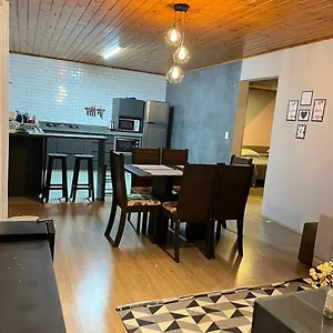 Casa F Nogueira Campos do Jordão