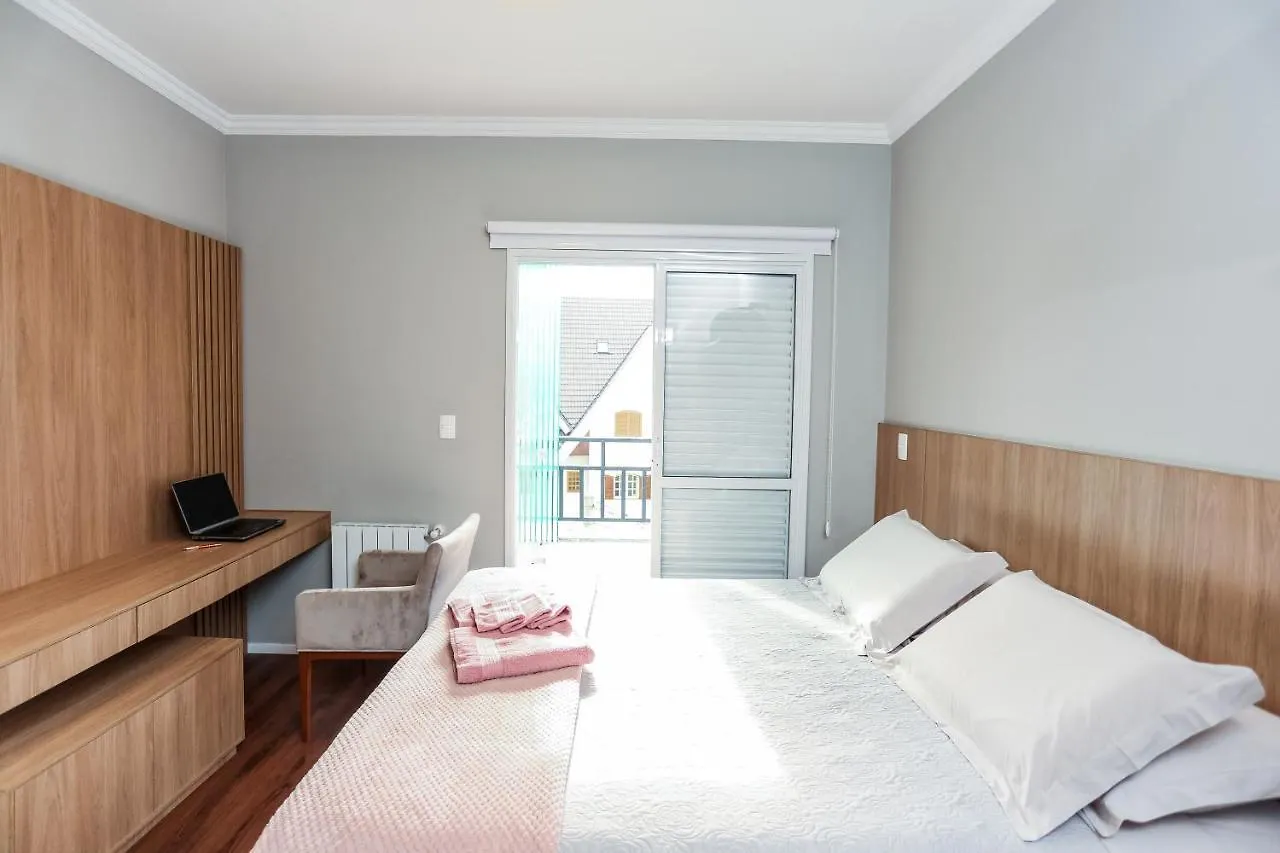 Apartamento Condessa 115 - Funcional E Completo A Poucos Passos Do Capivari Campos do Jordão Brasil